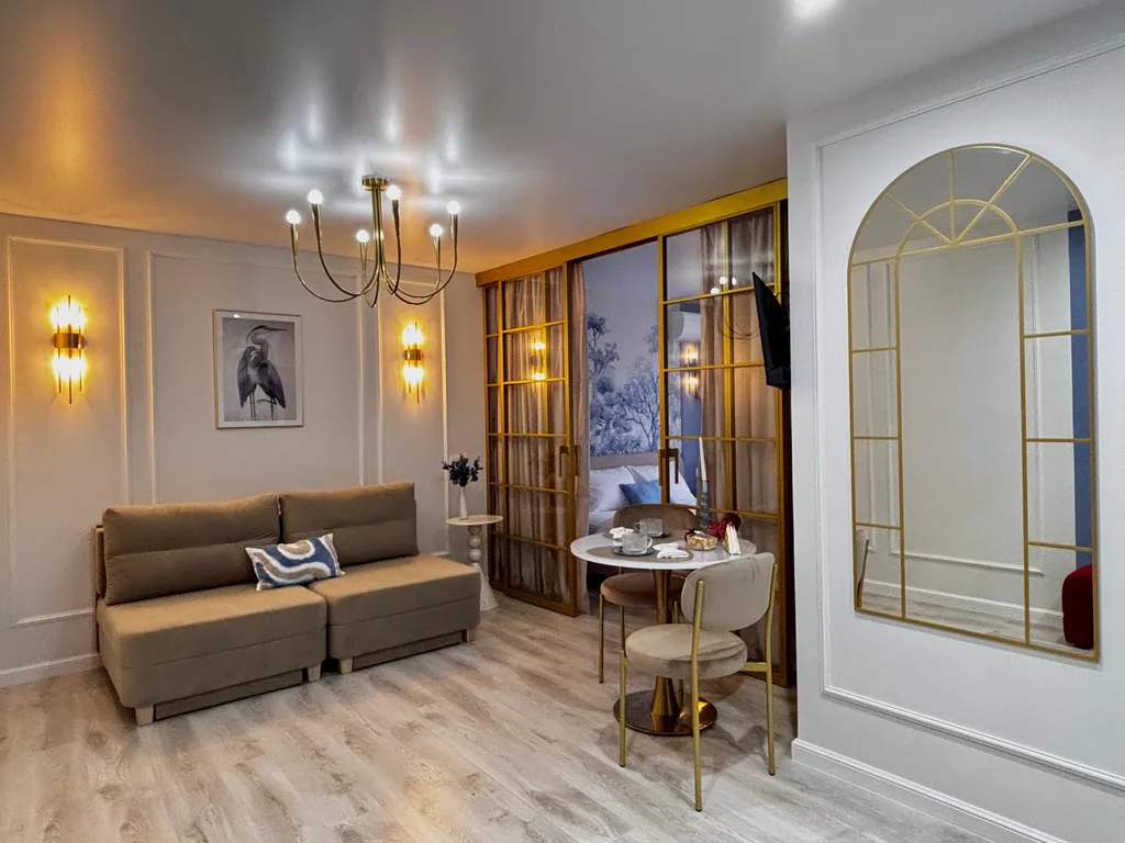 Красивая квартира в центре города.