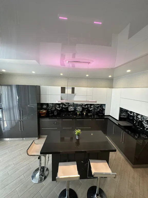 Евро-четырехкомнатный апартамент в Сириусе