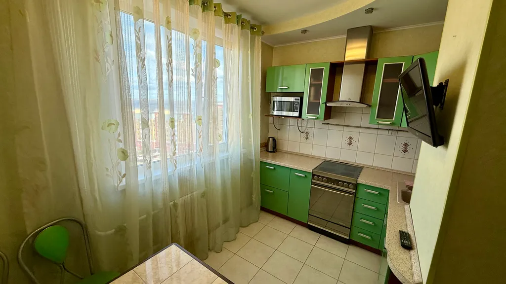 Однокомнатная квартира с видом на Обь