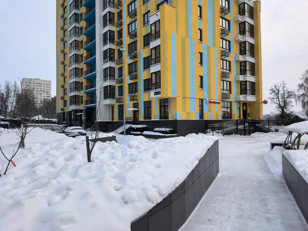 Квартира с новым ремонтом в закрытом ЖК Янтарь