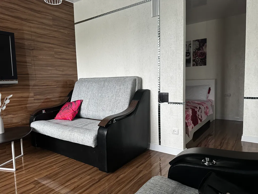 Квартира у площади Победы