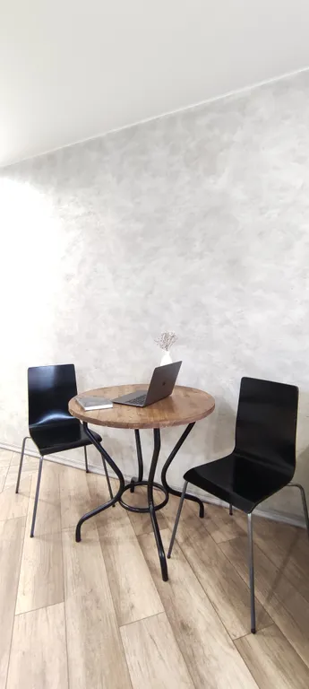 Уютная студия с видом на город