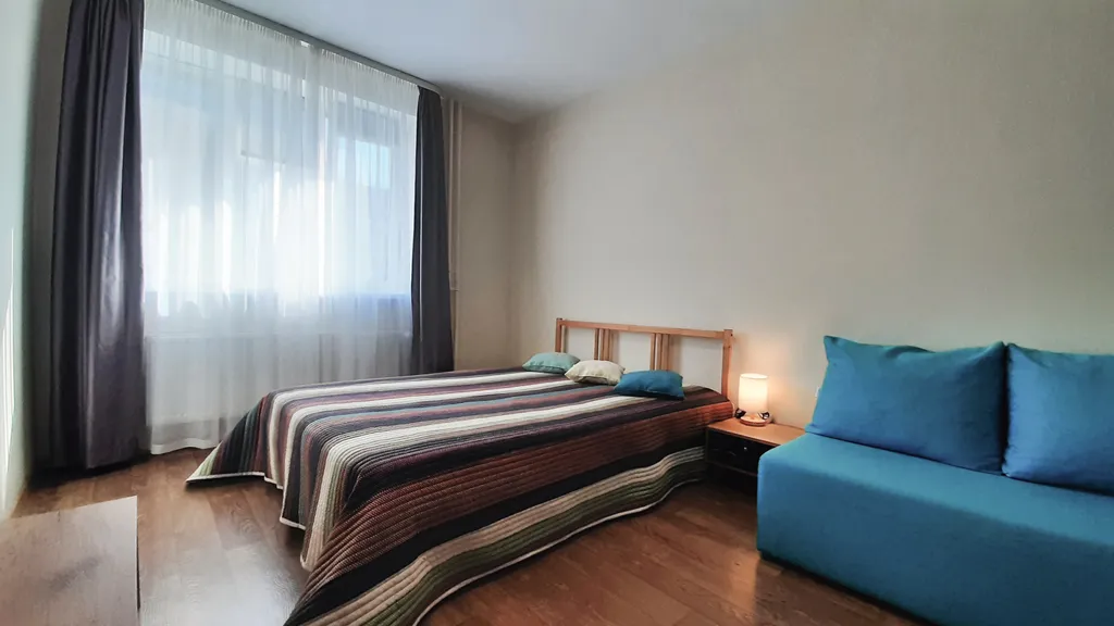 Квартира у метро Парнас — аренда посуточно в Парголово