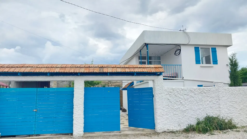 Коттедж Вилла Санторини — аренда посуточно в Миндальное