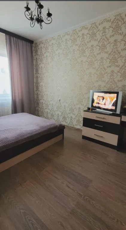 Двухкомнатная квартира в центре Якутска, бизнес центр LG