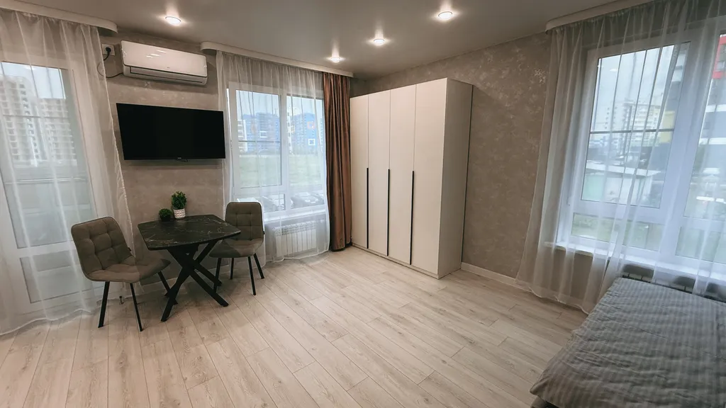 Стильная уютная квартира-студия на Алой