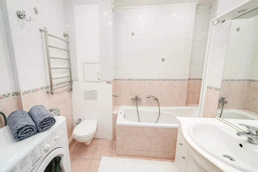 Пятикомнатные апартаменты Ladgorna в тихом центре