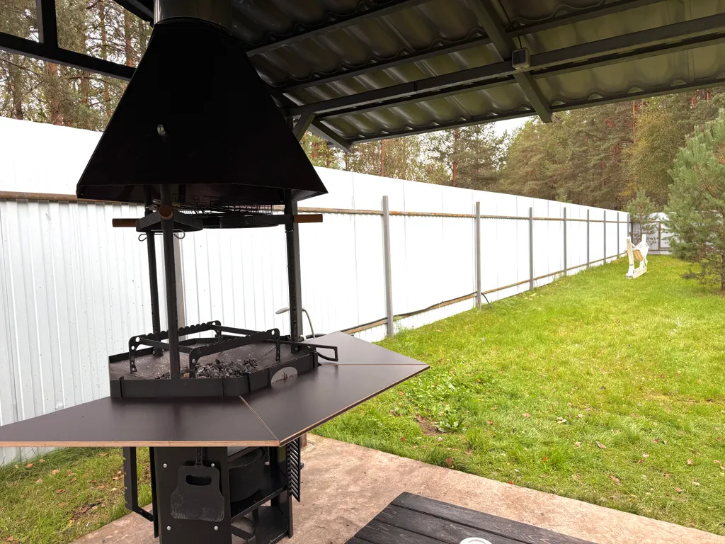 Коттедж Уютный домик в сосновом лесу — Кириши