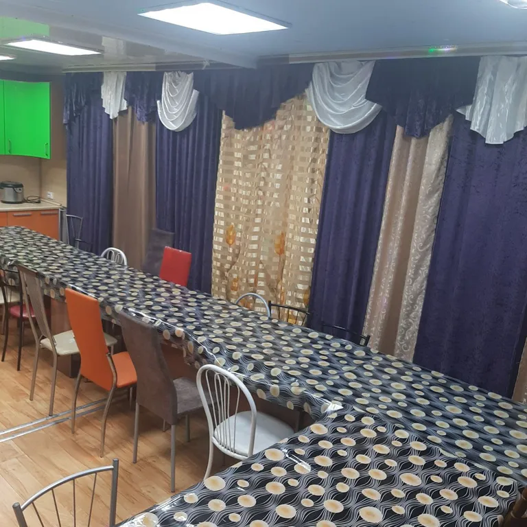 Коттедж с бассейном — аренда посуточно в Абакан