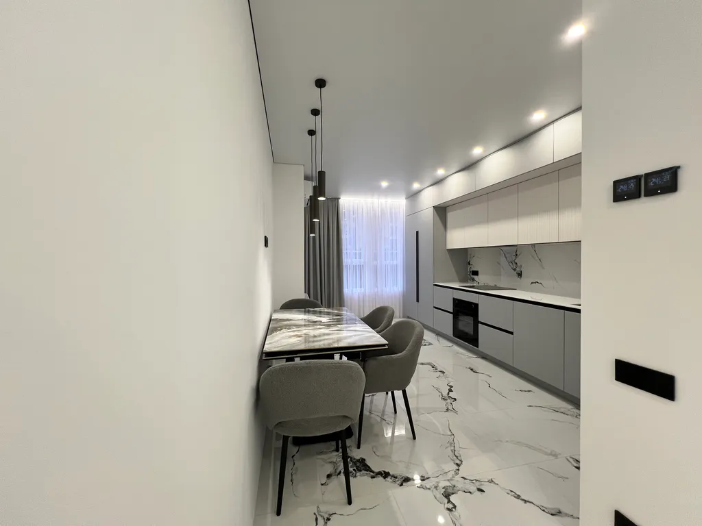 ЖК Достояние просторная трёхкомнатная квартира