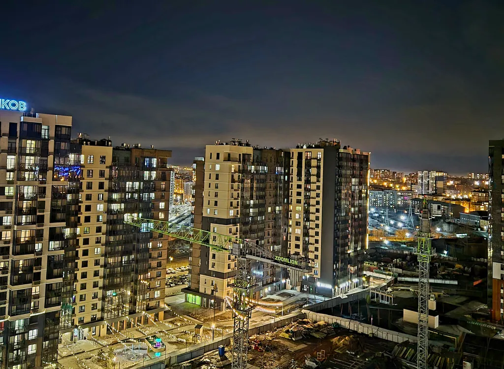 Relax view c залипательным ночным видом у легендарного ледокола ангара