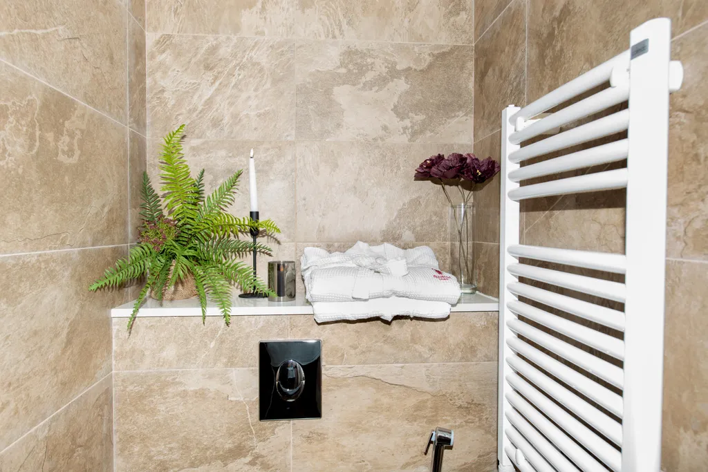 Elegant Comfort in Alliance