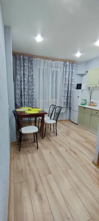 Уютная квартира с отдельным входом в центре города