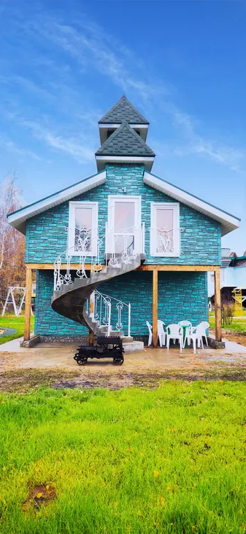 Домик Дин Гиора