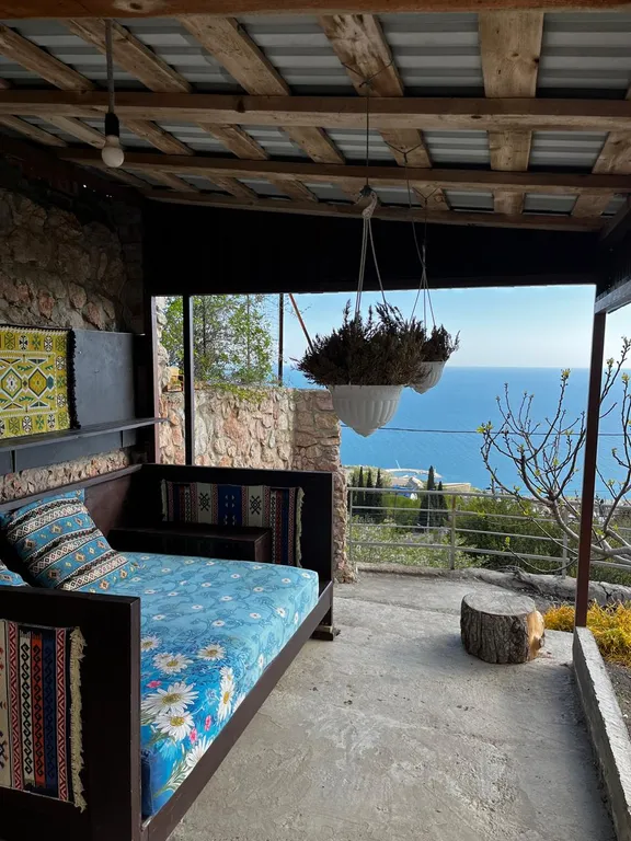 Дом с видом на море