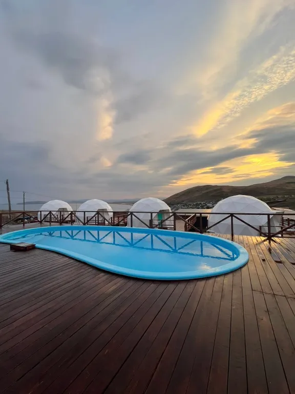 Коттедж Новый глемп отель с видом на море теплый бассейн — аренда посуточно в Славянка