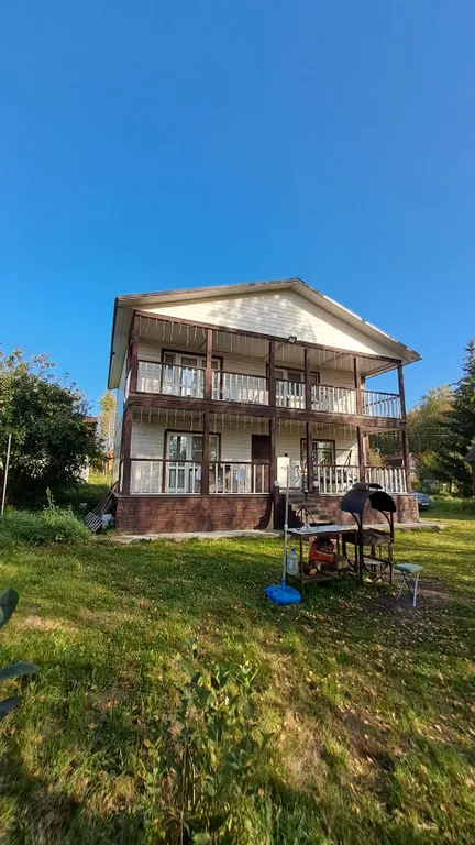 Дом с баней для большой компании