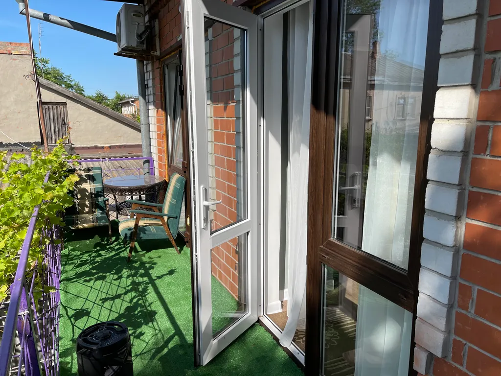 Второй этаж 2-х этажного дома с видом на зеленый двор