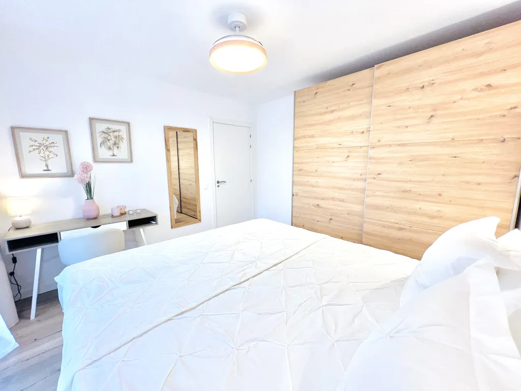 PaulMarie Apartment with heated pool in Las Brisas