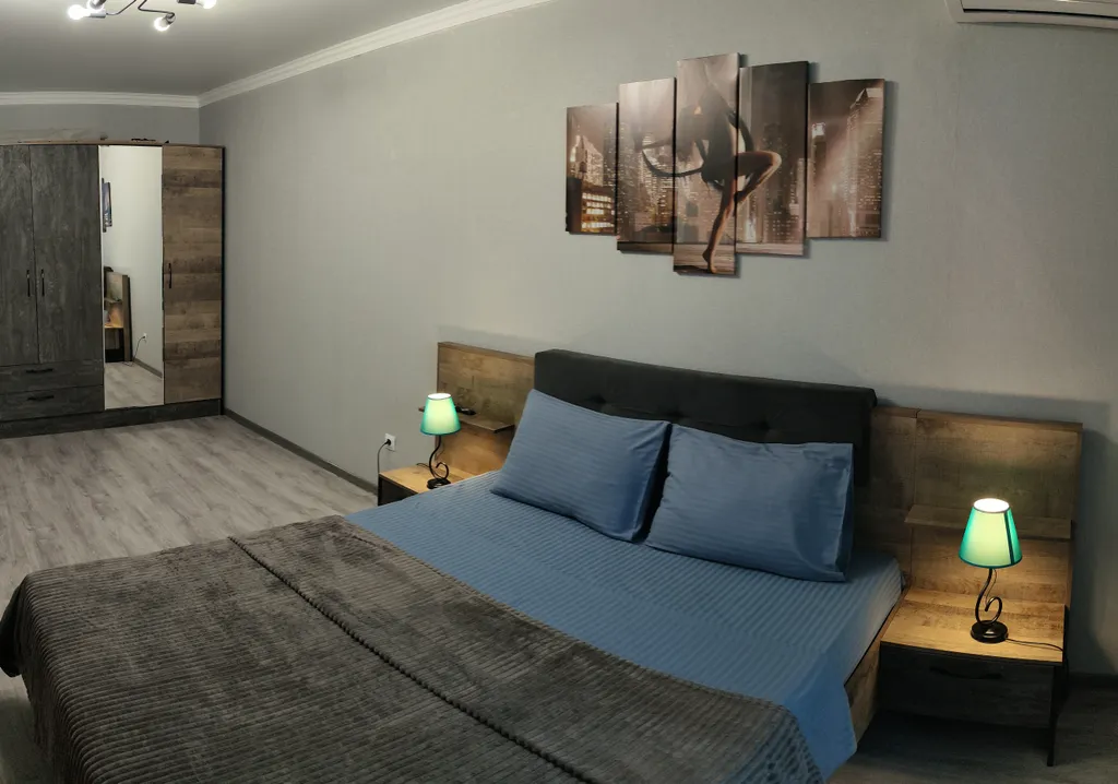 Квартира Дизайнерские 2-комнатные loft new апартаменты — Краснодар