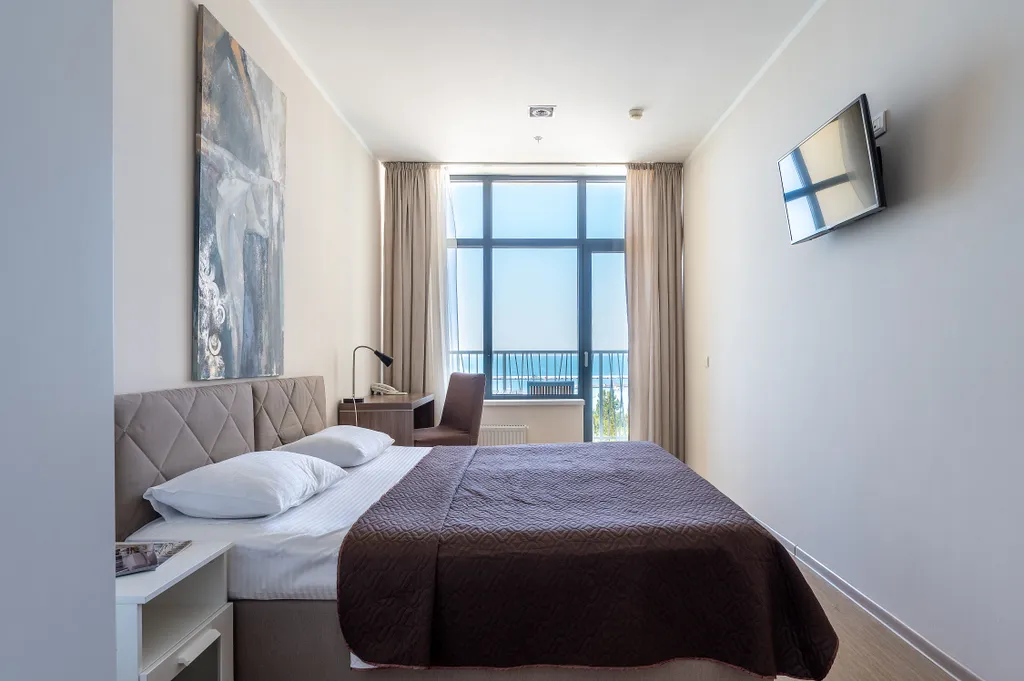 Трехкомнатные апартаменты с двумя спальнями