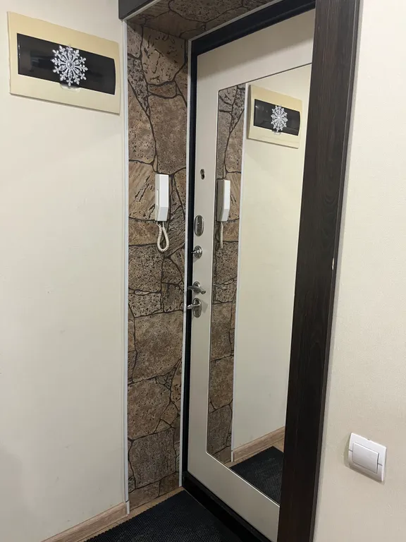 Уютная квартира в 400 метрах от остановки Кукуруза