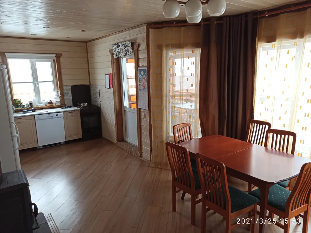 Коттедж с 3 спальнями Ялоранта на берегу Онежского озера