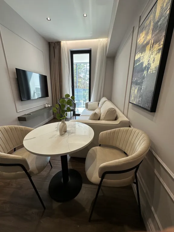 Семейный большой апартамент в АК Моне с бассейном