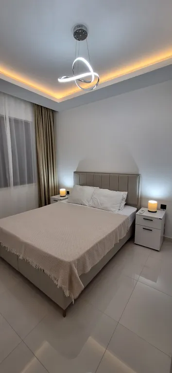 Новая уютная квартира в центре города, на пляже Клеопатра, с бассейном