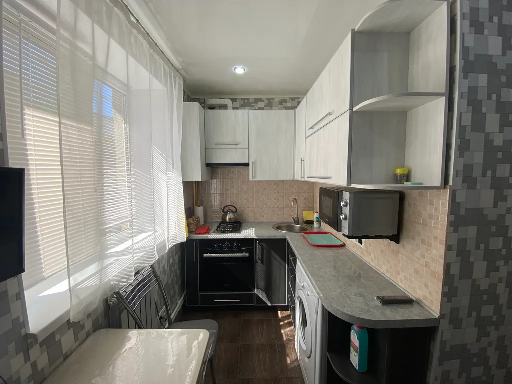 Уютная квартира в центре посёлка