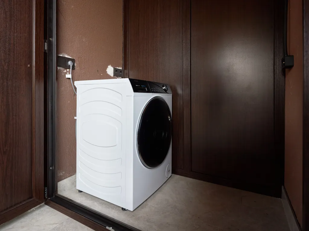 Современная, новая квартира с видом на горы