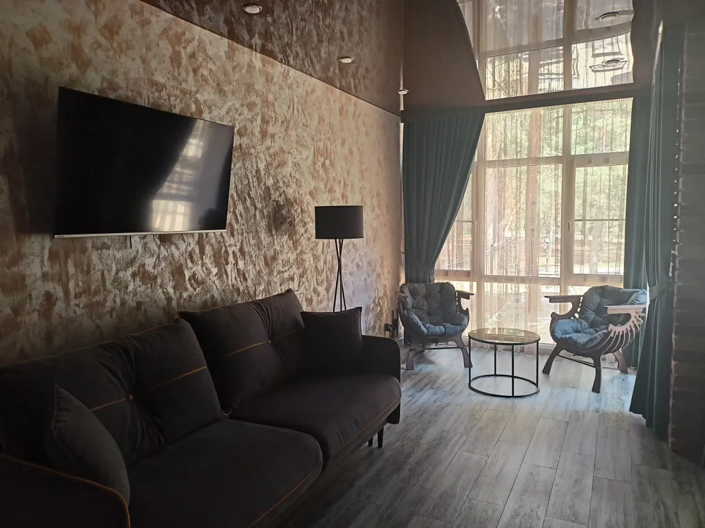 Апартамент в лесу