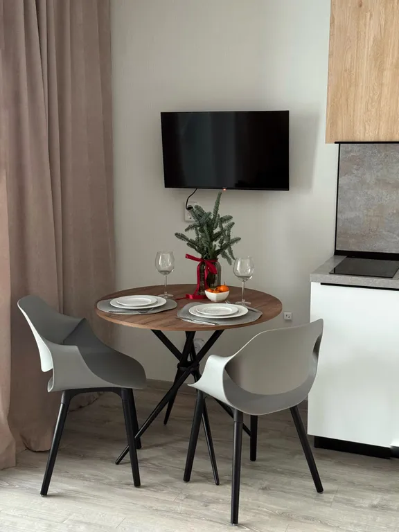 Уютная квартира - студия с видом на озеро — аренда посуточно в Западный