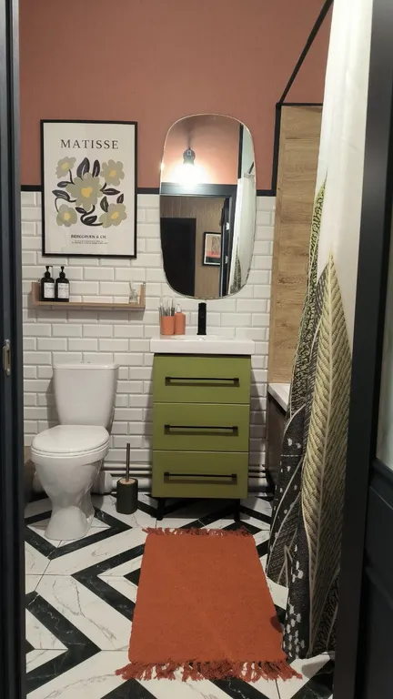 Квартира зелёного цвета.