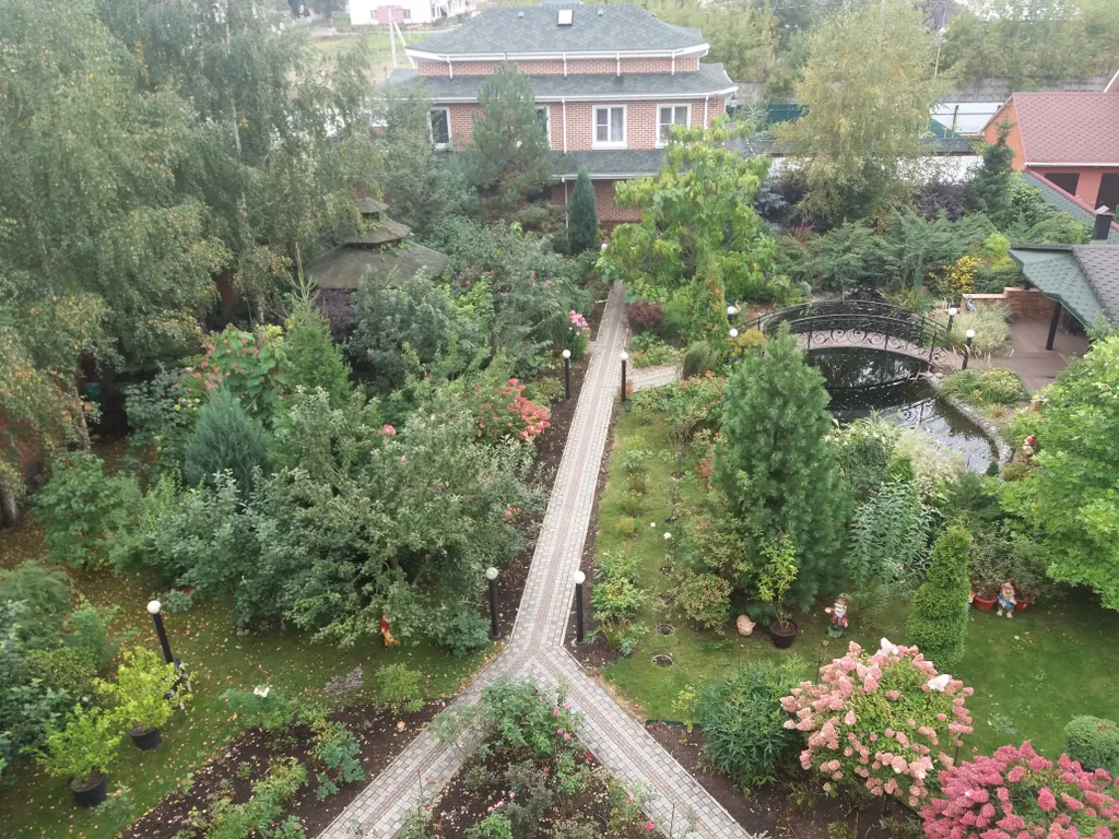 Дом в ботаническом саду