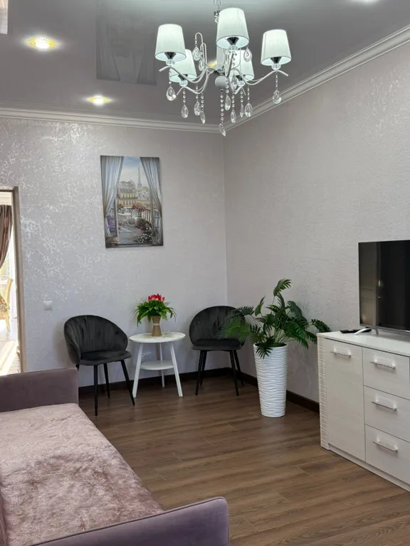 Шикарная квартира рядом с аэропортом, жд вокзал, экспоцентр