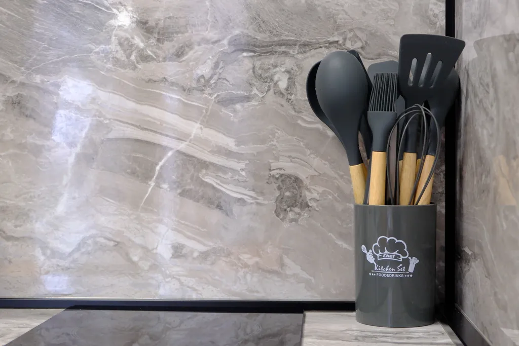 Студия с дизайнерским ремонтом