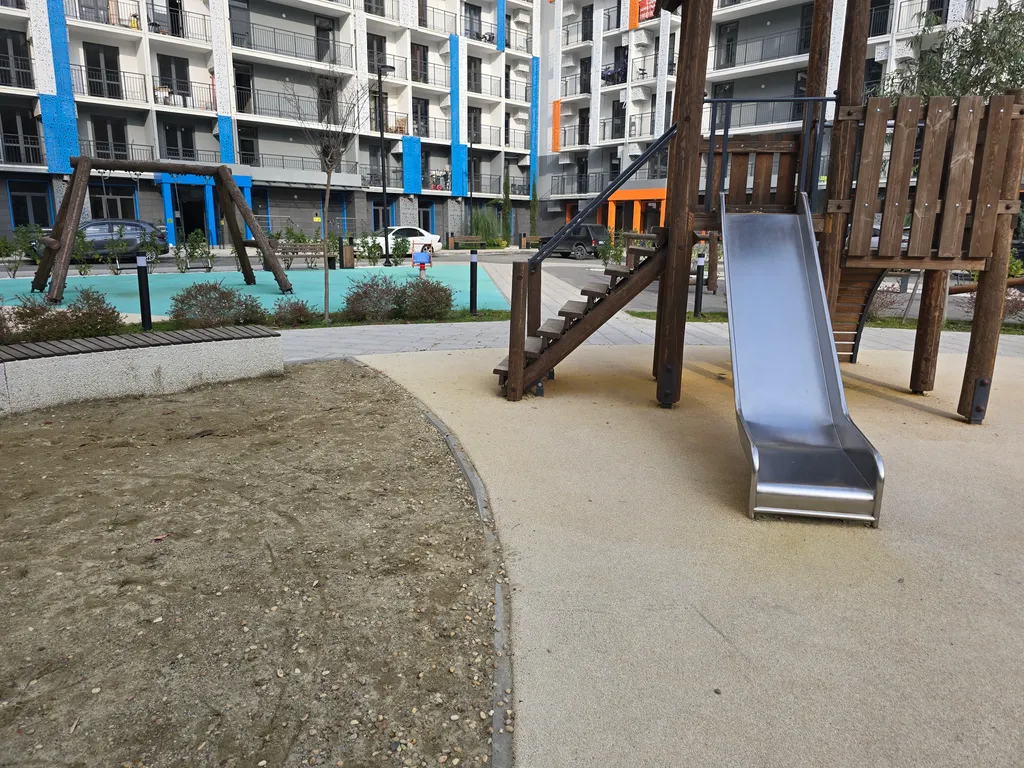 Новая квартира с выделенной спальней