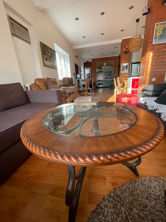 Люкс с кондиционером, кроватью и диваном у аэропорта Внуково в 15 минутах