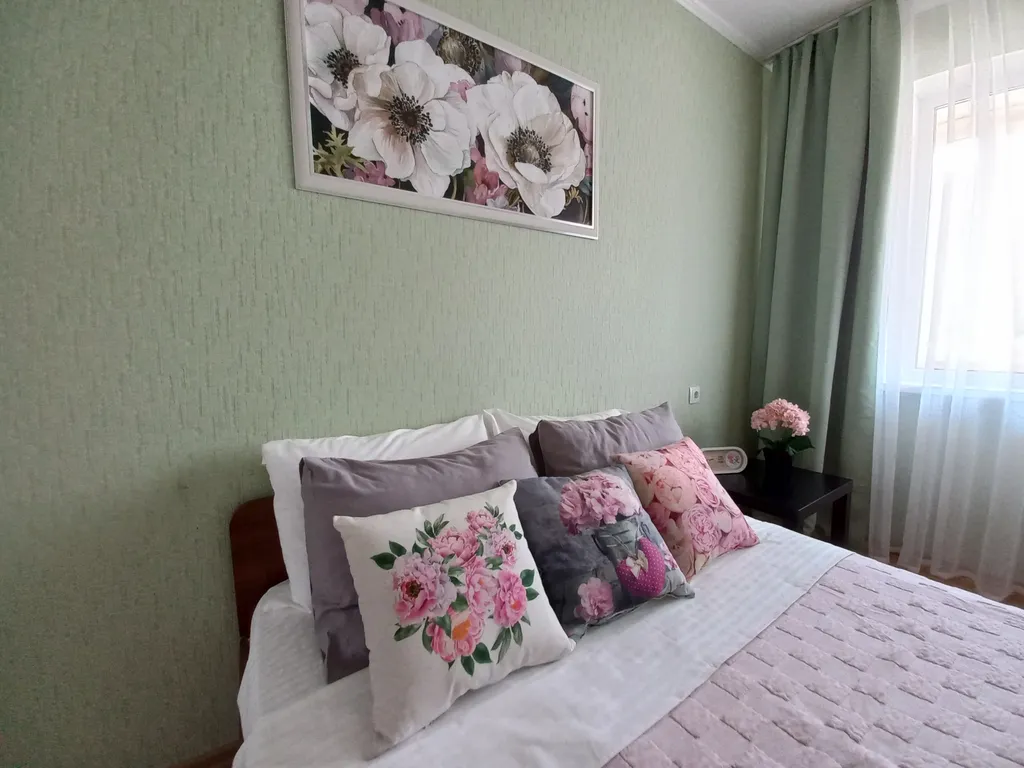 Двухкомнатная квартира в 10 минутах пешком от набережной