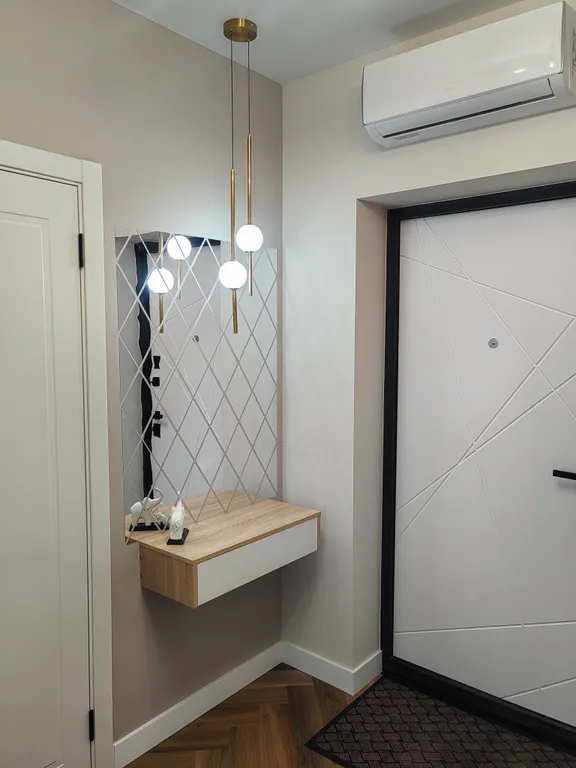 Двухкомнатная студия на берегу реки Обь