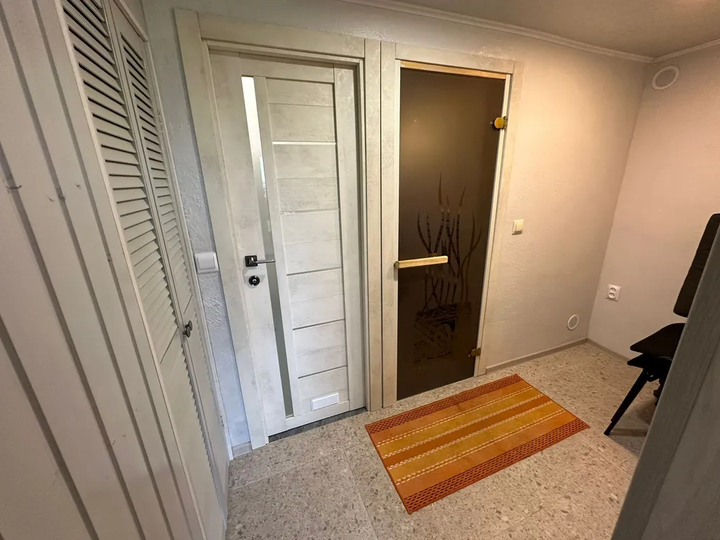 Домик у моря и озера