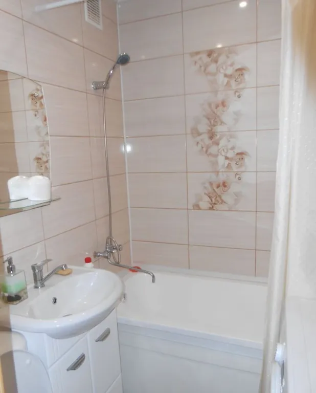 Двушка 1 этаж с кондиционером в 3 минутах до озера