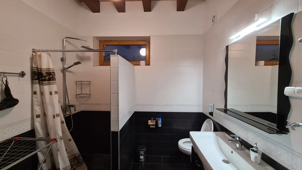 Коттедж на 12 человек Б4