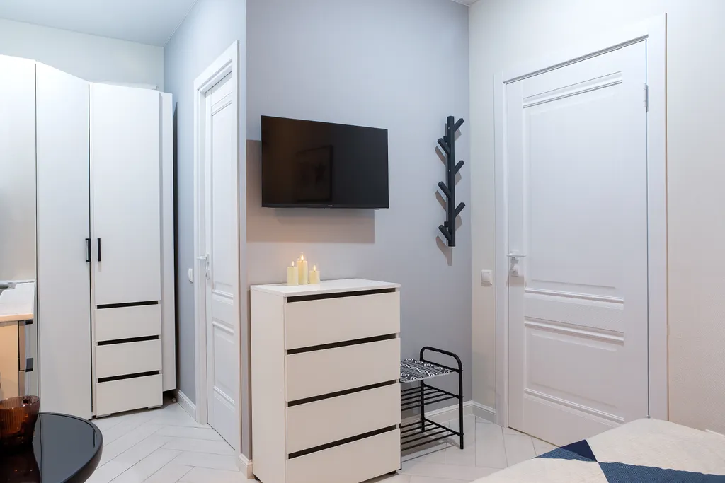 Стильная уютная инстаграммная студия "тропики" в элитном жк