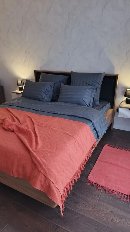 Уютная квартира рядом с мнтк и областной больницей