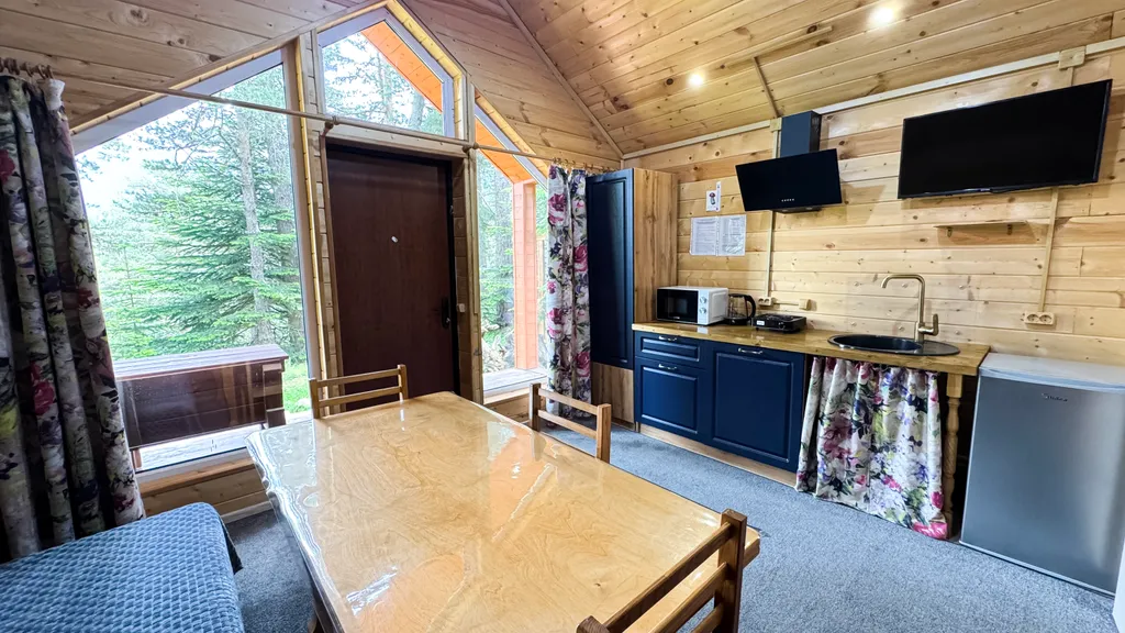 Коттедж Гостевой дом с видом на горы — Архыз