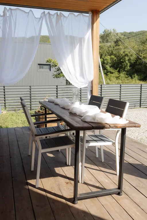 Дом с бассейном и баней