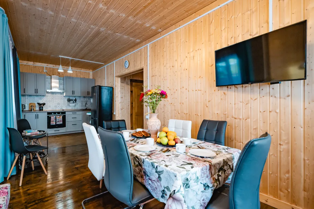 Коттедж Новый дом для отдыха — аренда посуточно в Веслево