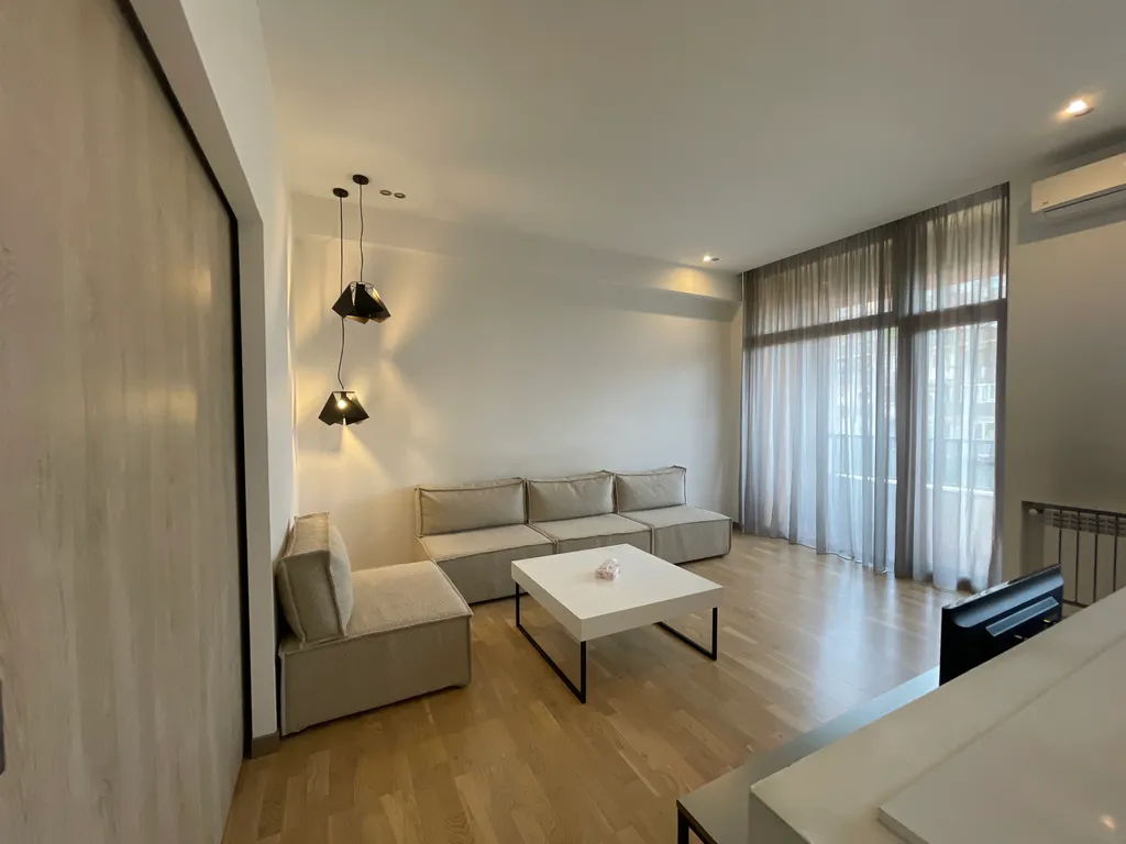 Метро Апартамент